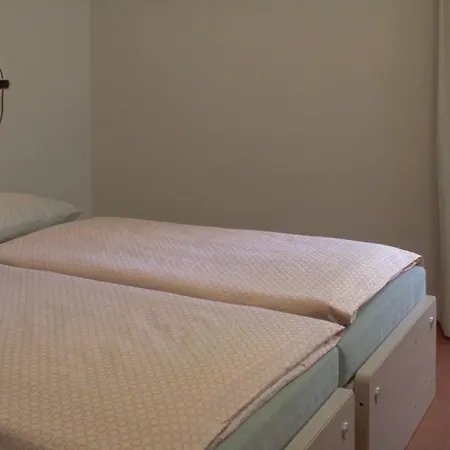 Hostal Youth - Private Zúrich